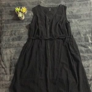 Ellos LBD in excellent condition!